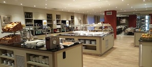 Daily buffet breakfast (EUR 14.50 per person)