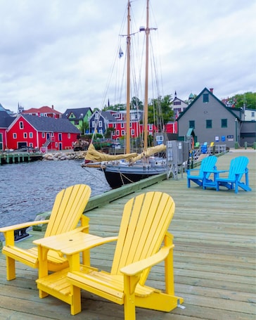 Boating. Bluenose Lodge