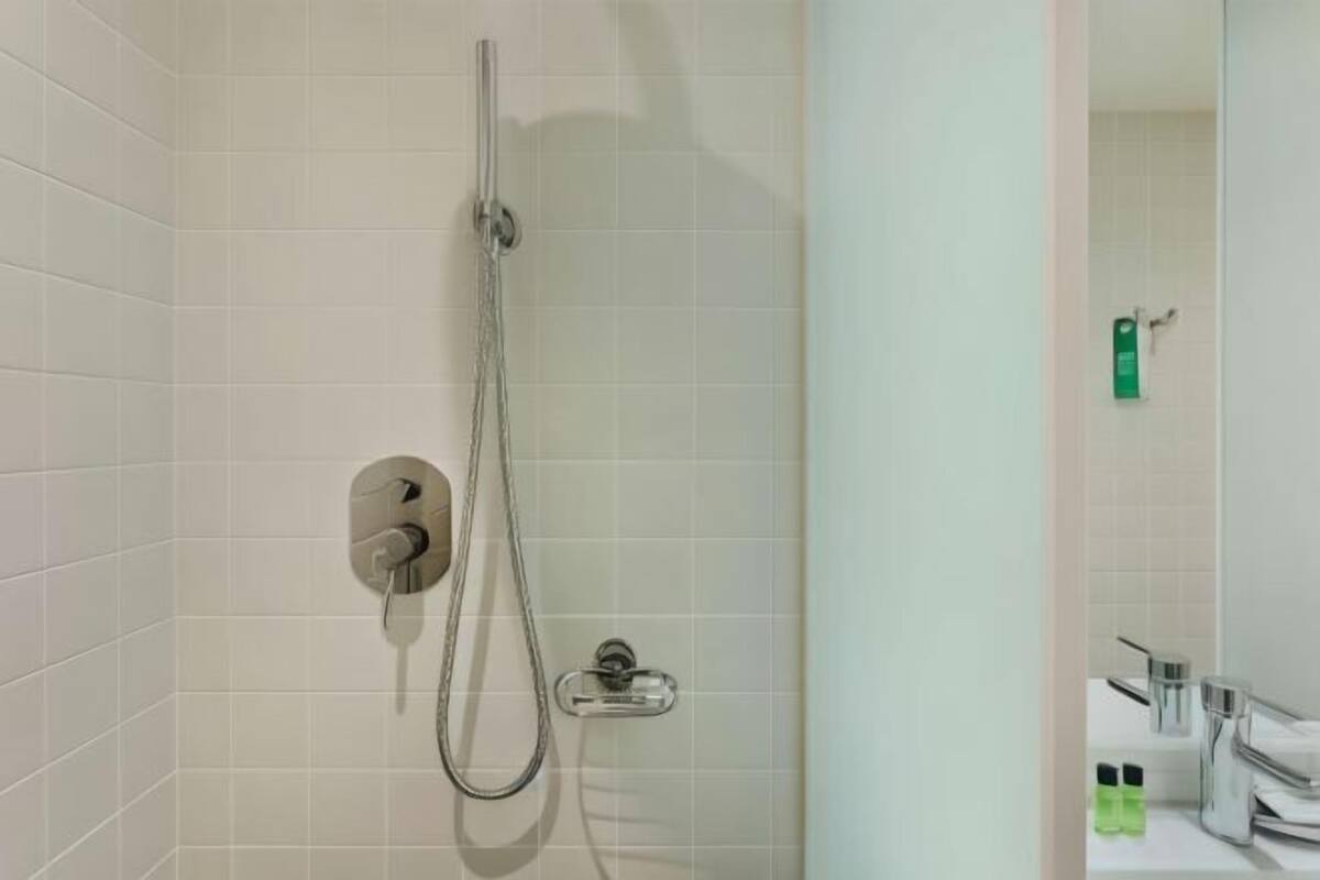 Badezimmer | Umweltfreundliche Kosmetikartikel, Hausschuhe, Handtücher, Seife