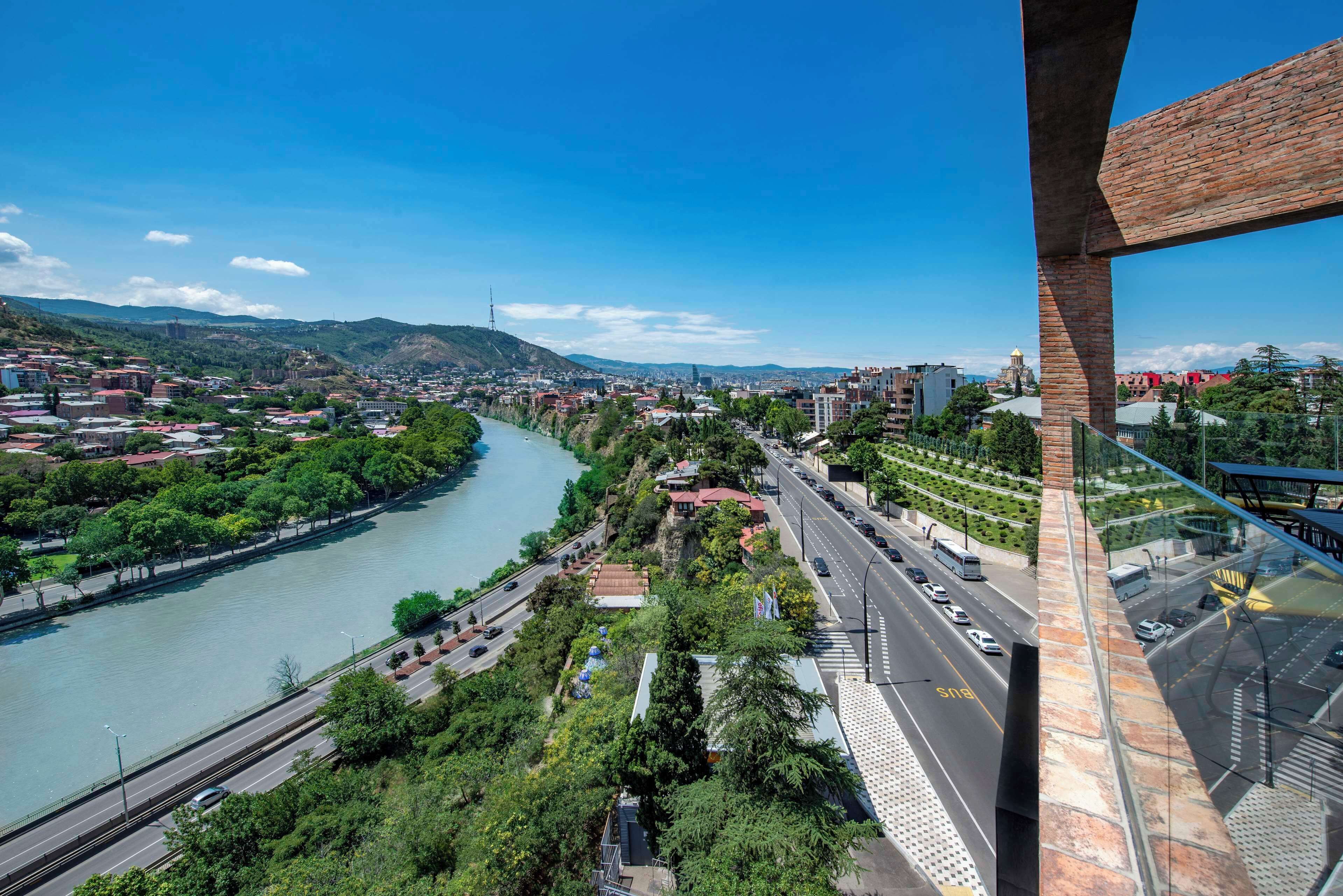 Foto - Golden Tulip Design Tbilisi