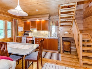 Fridge, microwave, cookware/dishes/utensils - Rantakumpu by Interhome (Lieksa)