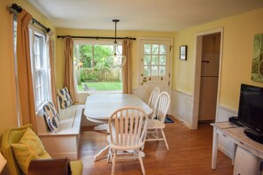 Interior - Two bedroom home sleeping 6 with central air conditioning (West Dennis)