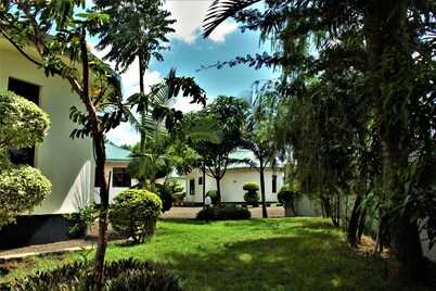 Furaha Lodge