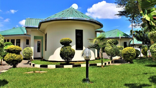 Exterior - Furaha Lodge (Bagamoyo)