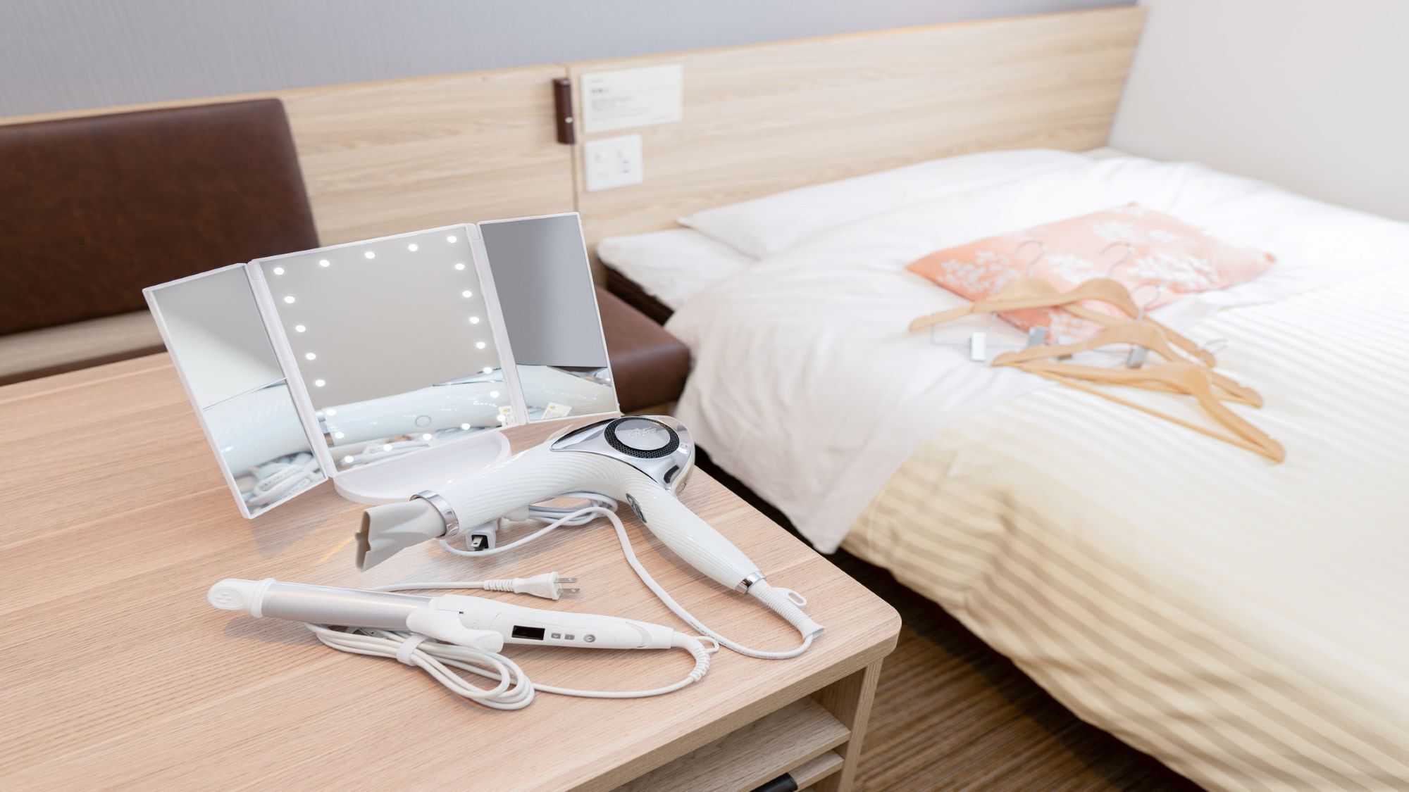 Schreibtisch, kostenloses WLAN, Bettwäsche