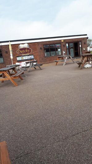 Chalet, Beberapa Tempat Tidur | Restoran