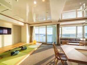 Living room - Hirado Tabira Onsen Samson Hotel (Hirado)