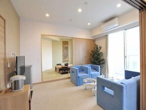 Living room - Hirado Tabira Onsen Samson Hotel (Hirado)