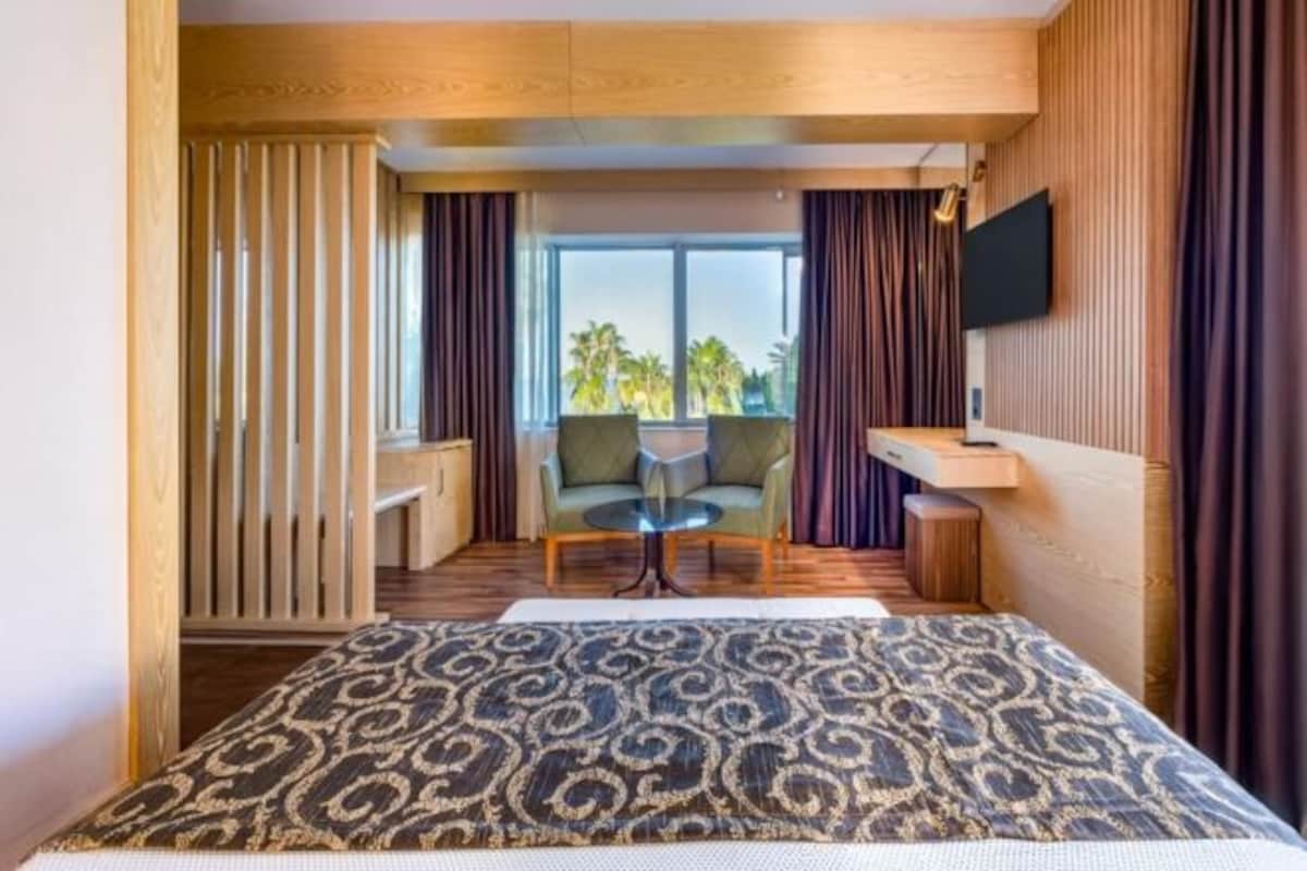 Minibar, Wi-Fi (supplément), literie fournie