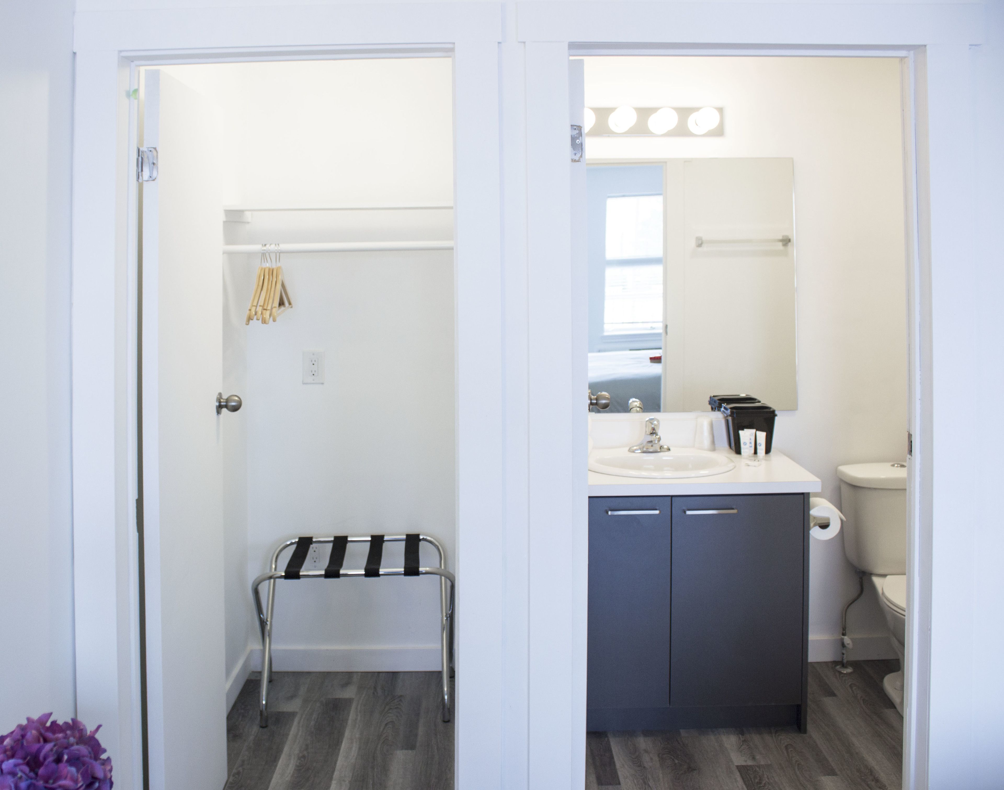 deluxe double room, 2 double beds, non smoking | iron/ironing board, free wifi, bed sheets