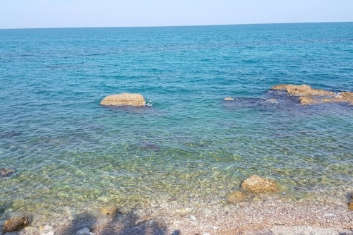 Beach house with large garden (Seaside Paradise Vasto)