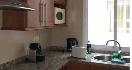 Estepa, kaupunkikeskuksen lattia 1B