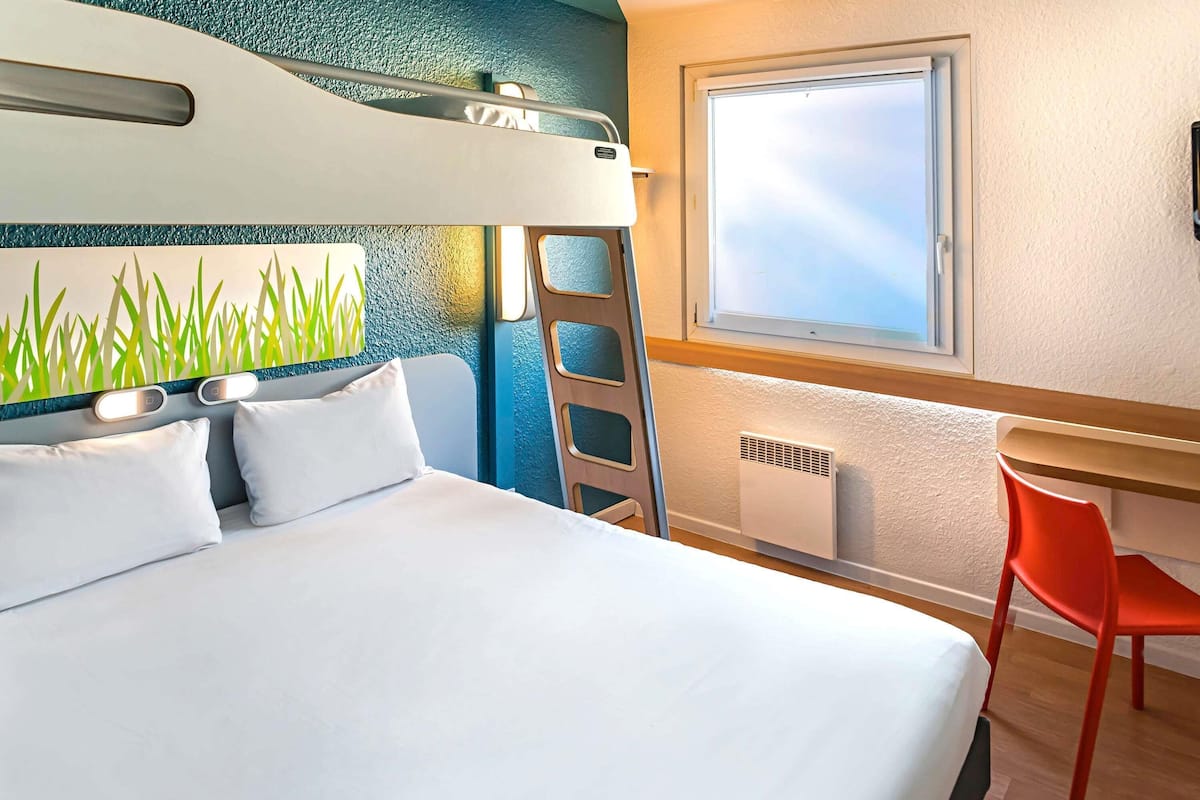 desk, blackout curtains, soundproofing, iron/ironing board