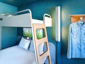 Triple Room, Multiple Beds