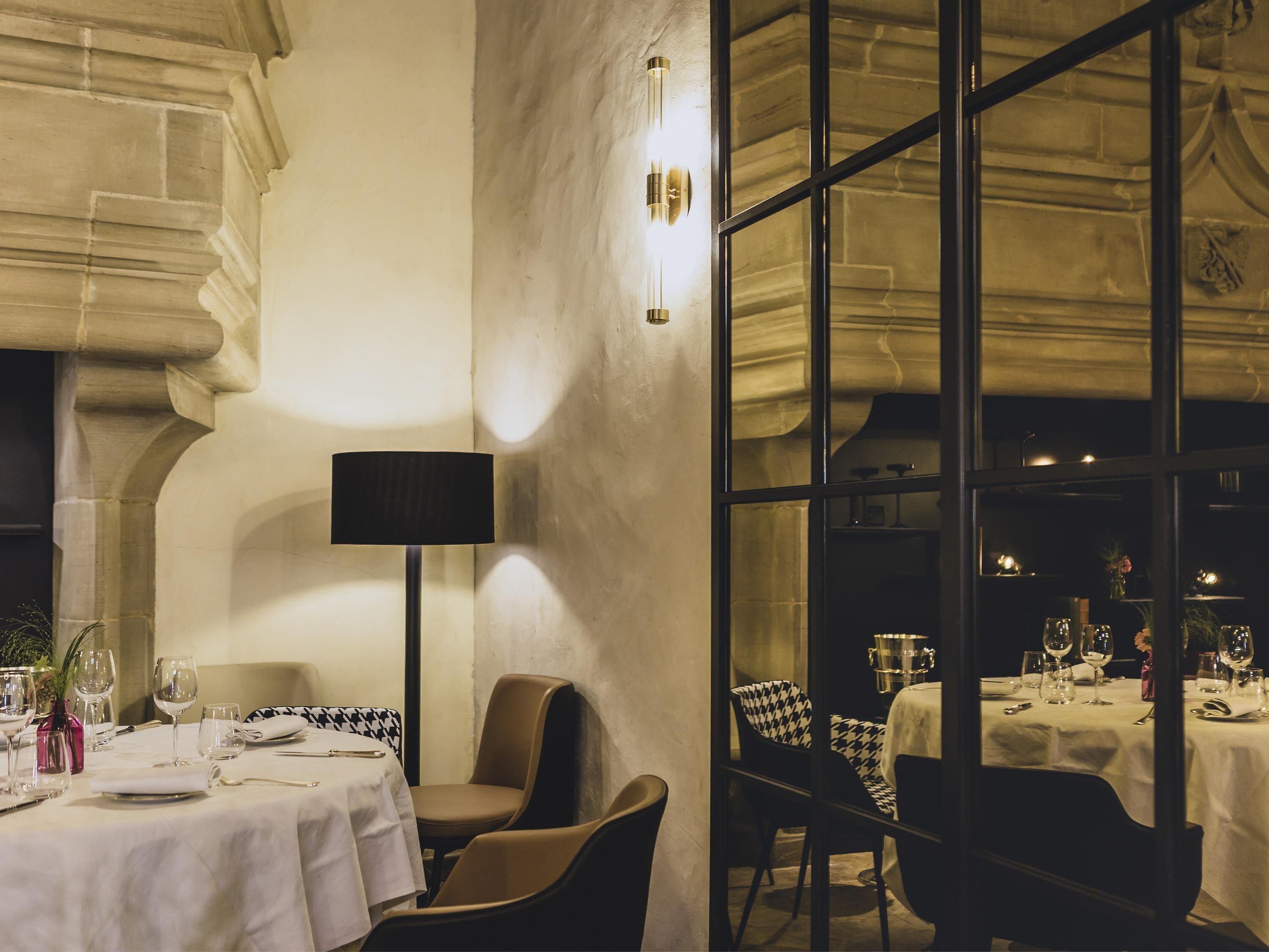 Déjeuner et dîner servis sur place