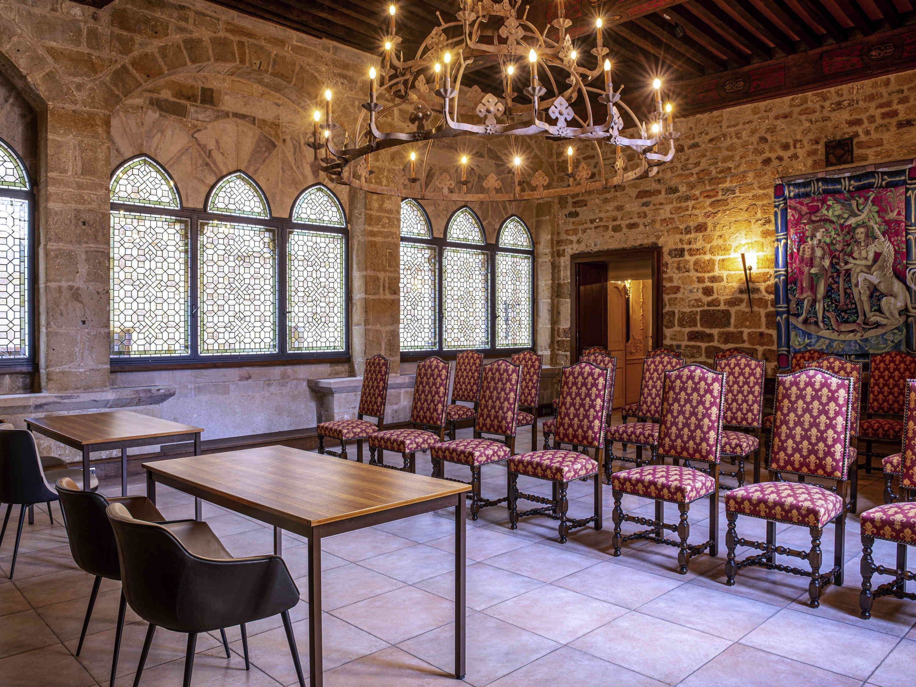 Meeting facility