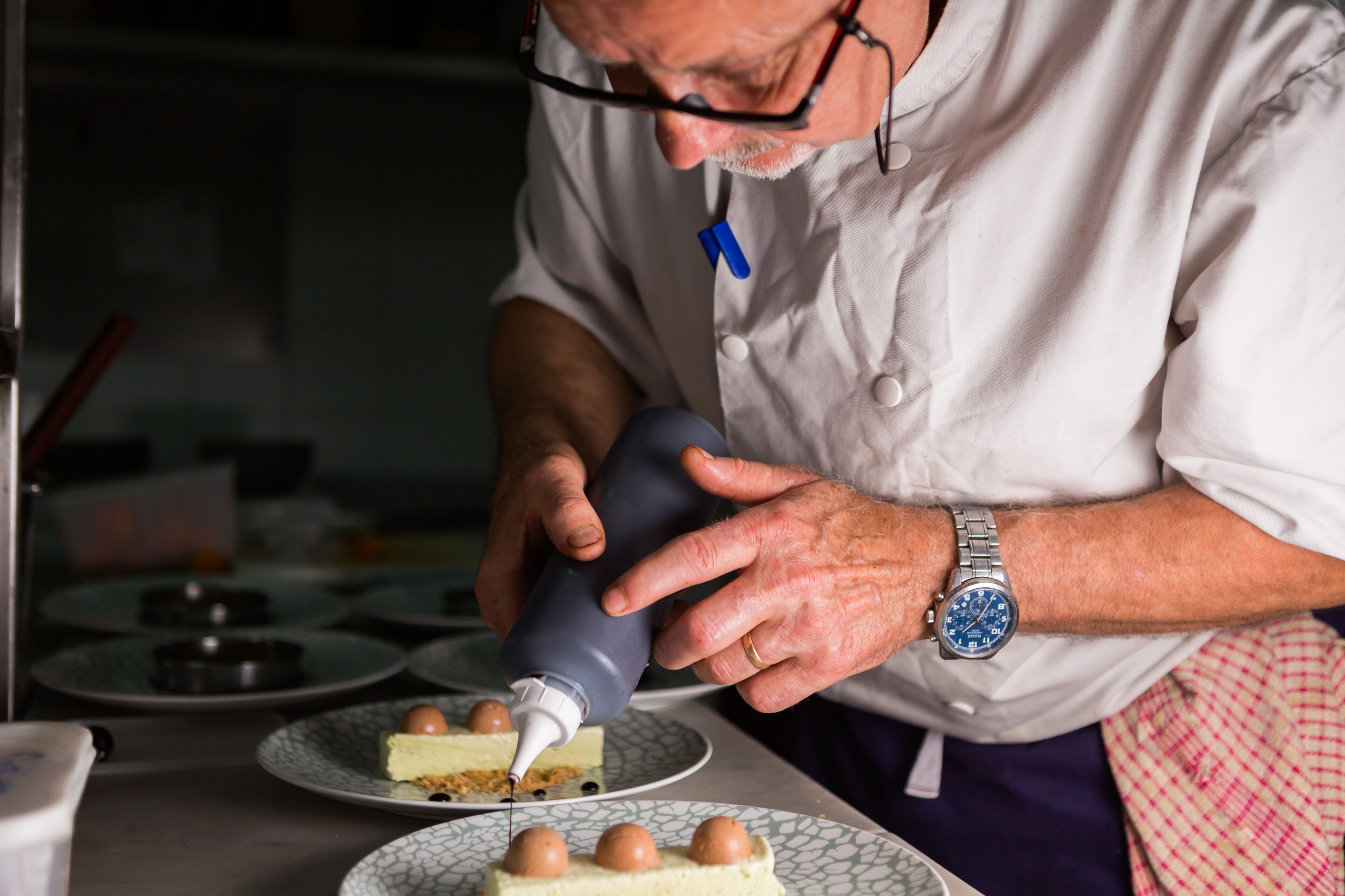 lunch and dinner served