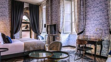 Privilege, Zimmer, 1 Doppelbett | Hochwertige Bettwaren, Pillowtop-Betten, Minibar, Zimmersafe