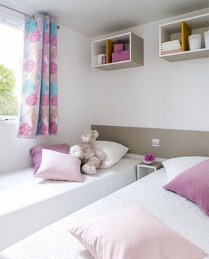 Individually decorated, individually furnished, free cots/infant beds