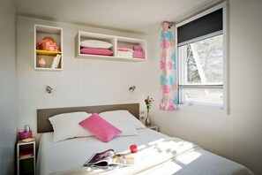 Trang trí khác biệt, trang bị nội thất với thiết kế riêng biệt 