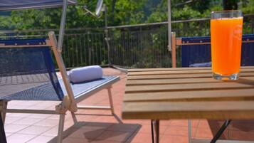 Chambre Double, terrasse | Terrasse/Patio