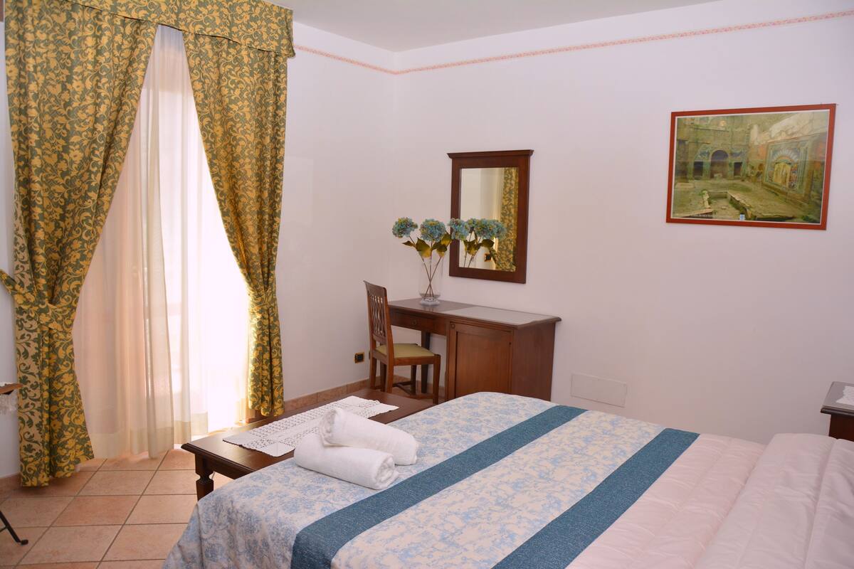 Double Room, Balcony