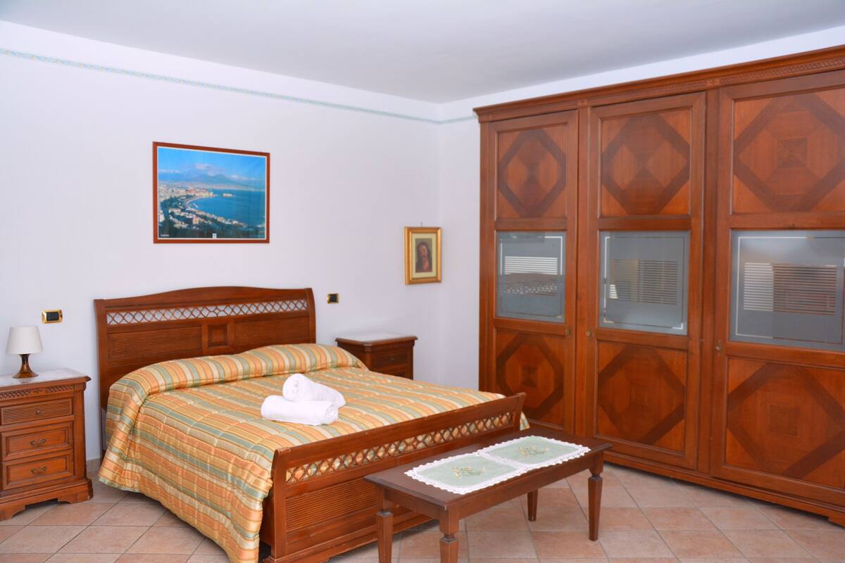 Family Room, Balcony