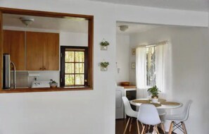 Dining - Brand New Listing !! Casita Clara (Los Angeles)