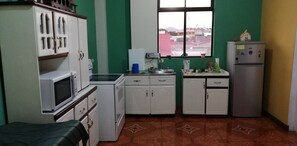 Fridge, microwave