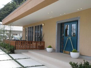 Exterior detail - Kazemirai (Minamiizu)