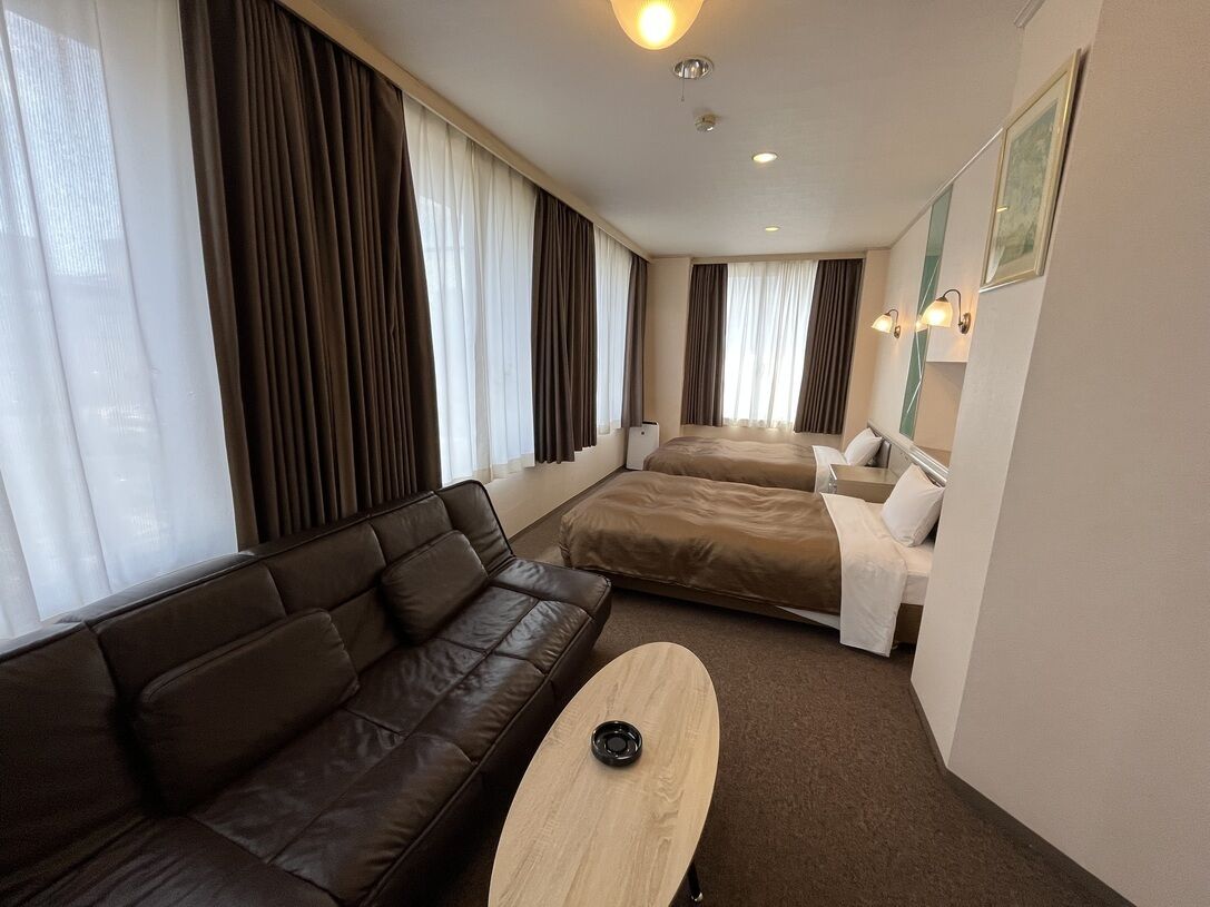 Iron/ironing board