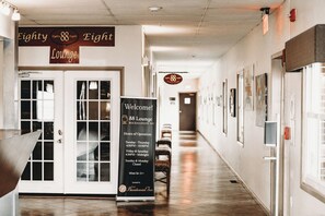 Bar (en el alojamiento)