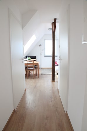 Apartment (Wendlingen) | Wohnbereich | Flachbildfernseher, Netflix, Streaming-Dienste