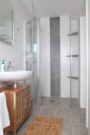 Apartment (Esslingen) | Bathroom