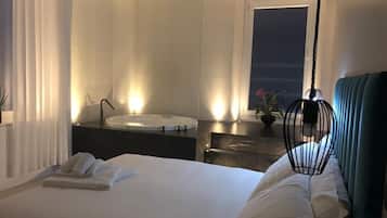 2 camere, una scrivania, insonorizzazione, ferro/asse da stiro
