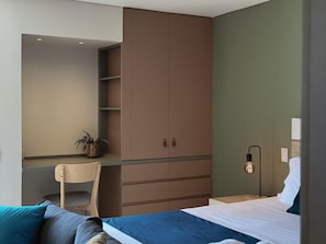 1 quarto, escrivaninha, Wi-Fi de cortesia, roupa de cama