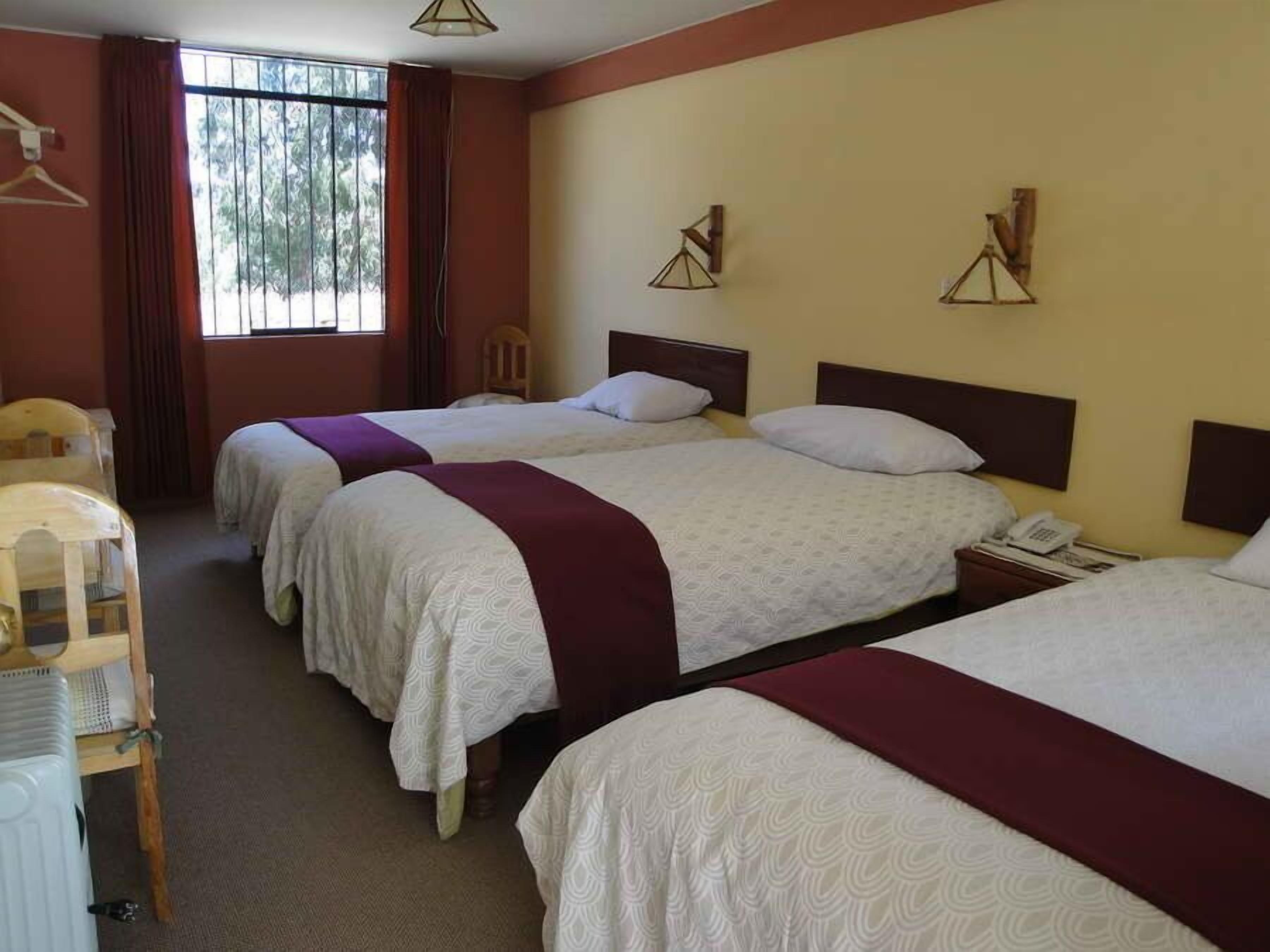 Triple Room | Free WiFi, bed sheets