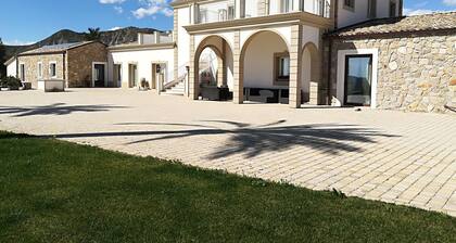 BORGO GINUGA s. r.l. soc. agr.