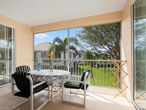 Outdoor dining - New Listing! 2BD / 2BA Bonita Springs Condo - Minutes to Beach - 30 Day Minimum (Bonita Springs)