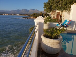 Westbank * Sleeps 8  | Beach/ocean view - Westbank (Cape Town)