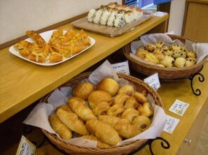 Breakfast meal - Sakai Sun Hotel Ishizugawa (Sakai)