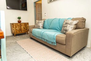 Comfort Apartment | Living area | Smart TV - Babylon Beach (San Pedro)