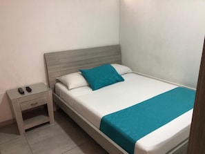 3 Schlafzimmer, kostenloses WLAN, Bettwäsche, Rollstuhlgeeignet