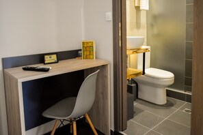 Deluxe Double Room, City View | Premium bedding, pillowtop beds, in-room safe, desk - Entelia (Skiathos)