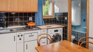 Réfrigérateur, four, lave-vaisselle