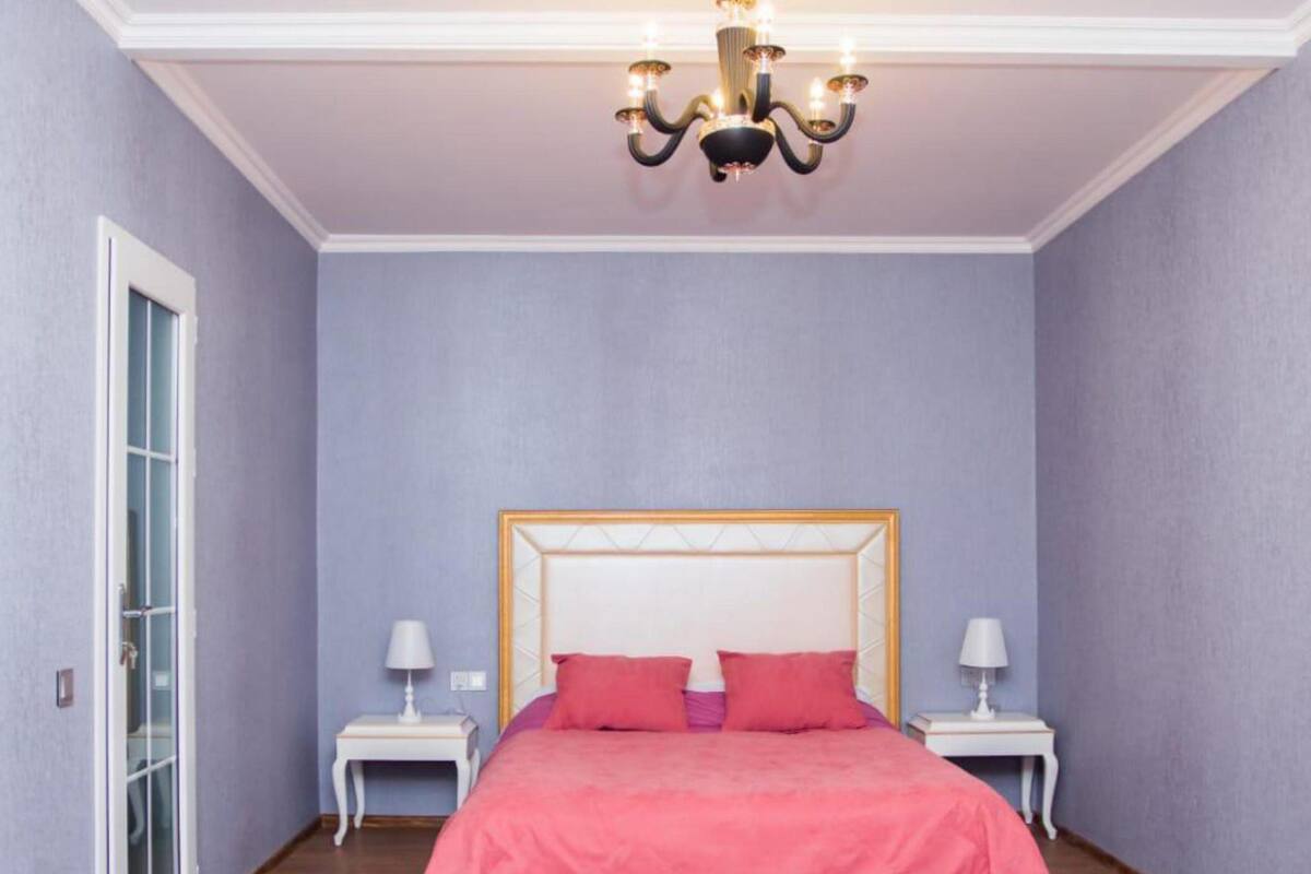 Deluxe-Zimmer, 1 Doppelbett, Gartenblick | Schallisolierte Zimmer, Bügeleisen/Bügelbrett, Babybetten