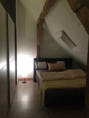 樓中樓客房 | 獨特設計、獨特裝修、隔音、熨斗/熨衫板