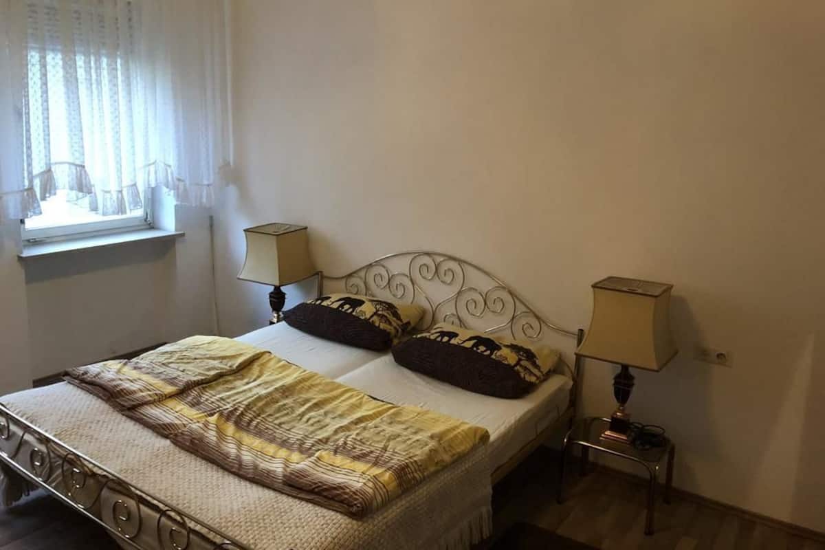 Apartment, 1 Bedroom (2. Stock) | Soundproofing, iron/ironing board, cribs (surcharge)