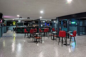 Bar (on property) - Budget Inn & Suites (Baton Rouge)