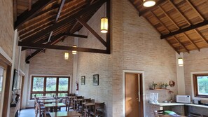 Desayuno continental incluido todos los días 